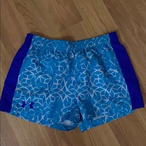 Under Armour - Running shorts